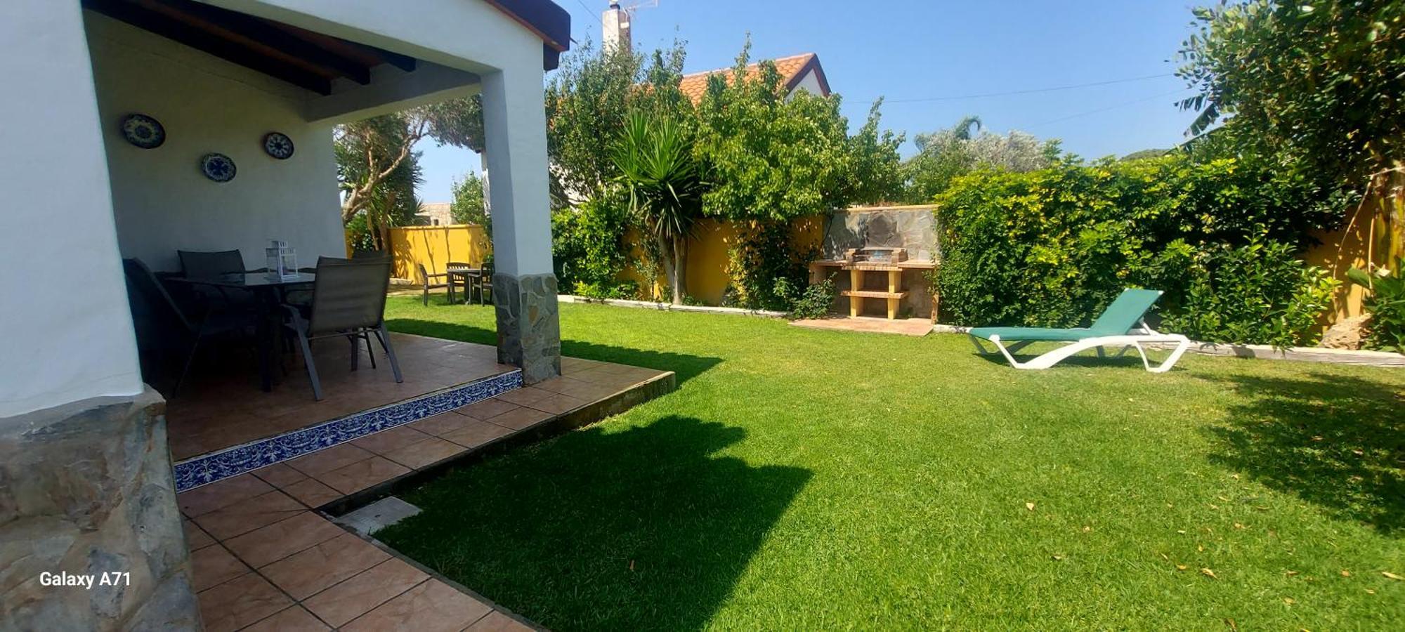 קוניל דה לה פרונטרה Chalet La Huerta Con Piscina Y Wifi מראה חיצוני תמונה