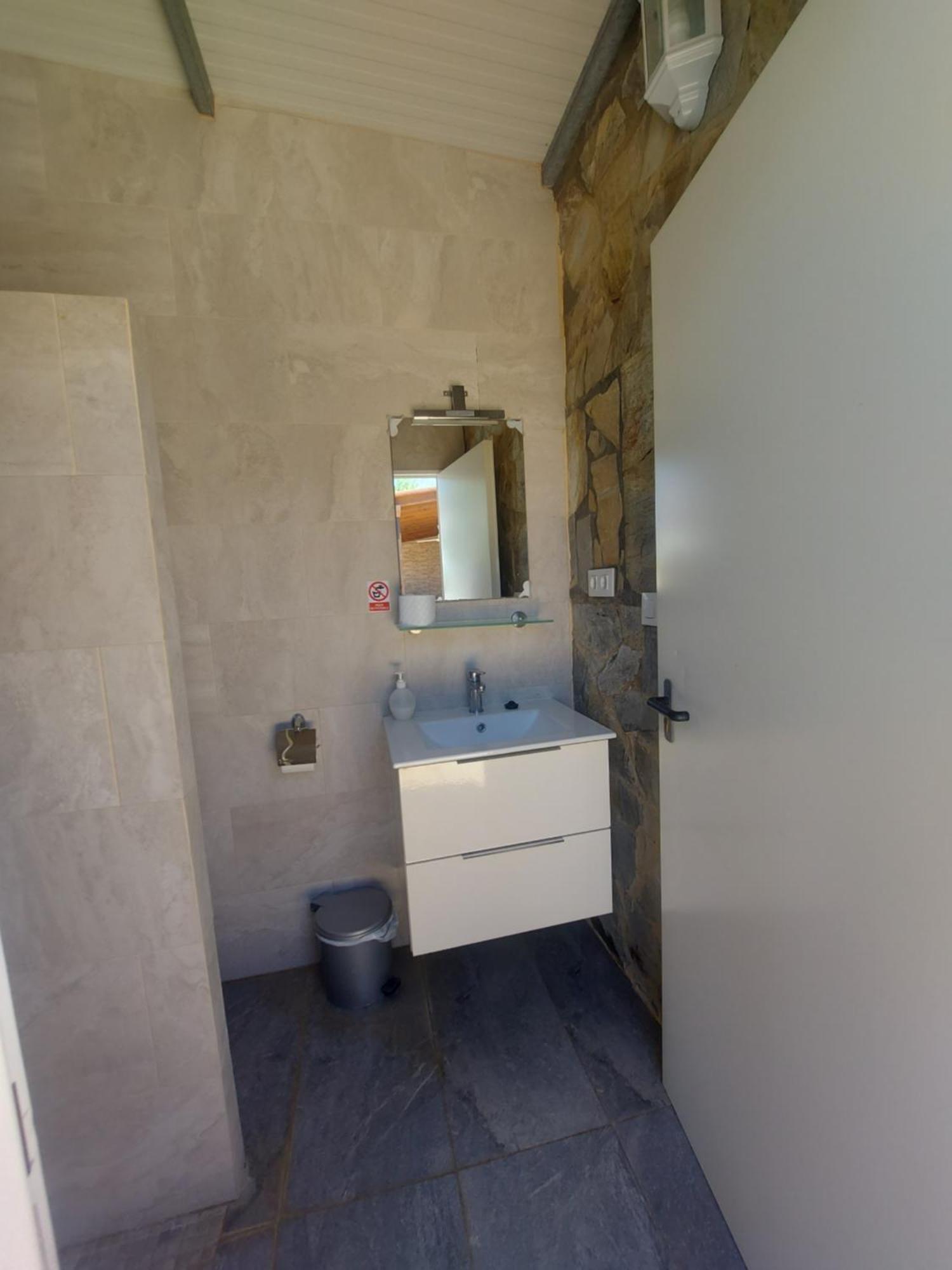 קוניל דה לה פרונטרה Chalet La Huerta Con Piscina Y Wifi מראה חיצוני תמונה