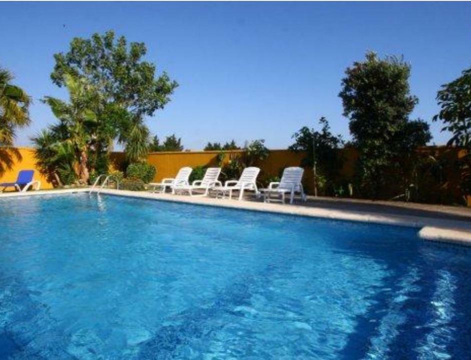 קוניל דה לה פרונטרה Chalet La Huerta Con Piscina Y Wifi מראה חיצוני תמונה