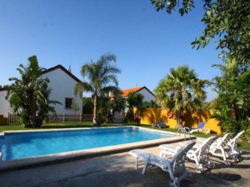קוניל דה לה פרונטרה Chalet La Huerta Con Piscina Y Wifi מראה חיצוני תמונה