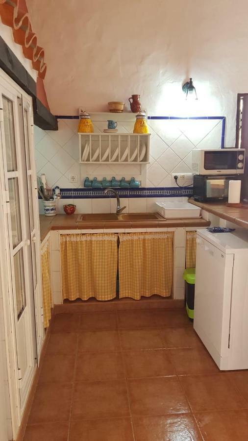קוניל דה לה פרונטרה Chalet La Huerta Con Piscina Y Wifi מראה חיצוני תמונה
