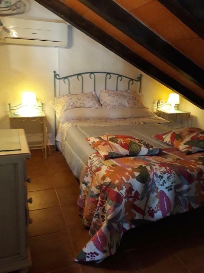 קוניל דה לה פרונטרה Chalet La Huerta Con Piscina Y Wifi מראה חיצוני תמונה
