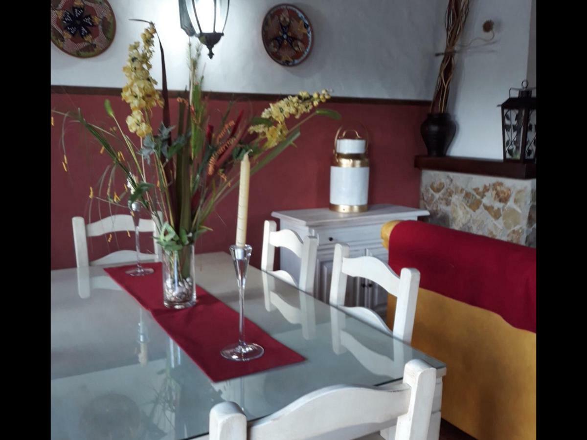 קוניל דה לה פרונטרה Chalet La Huerta Con Piscina Y Wifi מראה חיצוני תמונה